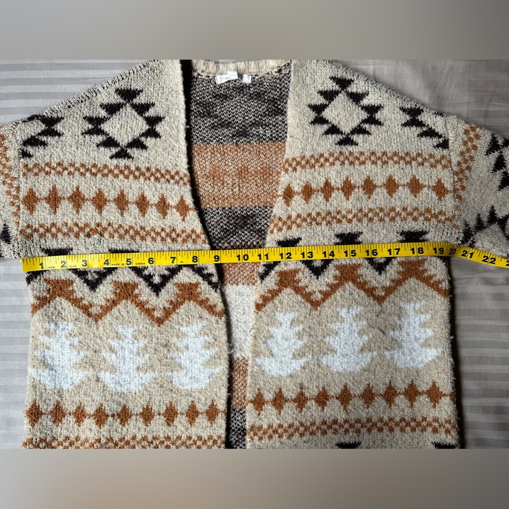 Maurices•long-sleeve knit cardigan/duster•xs•Aztec/tribal/southwestern•brown/tan - Picture 6 of 13